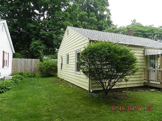 310 West 11th Street Rochester, IN 46975 - Photo 3 of 12