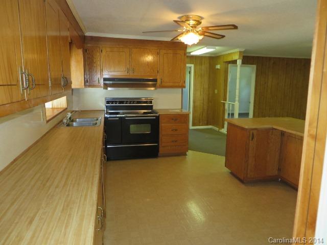 4377 East Maiden Road Maiden, NC 28650 - Photo 4 of 17 Gallery Image 4