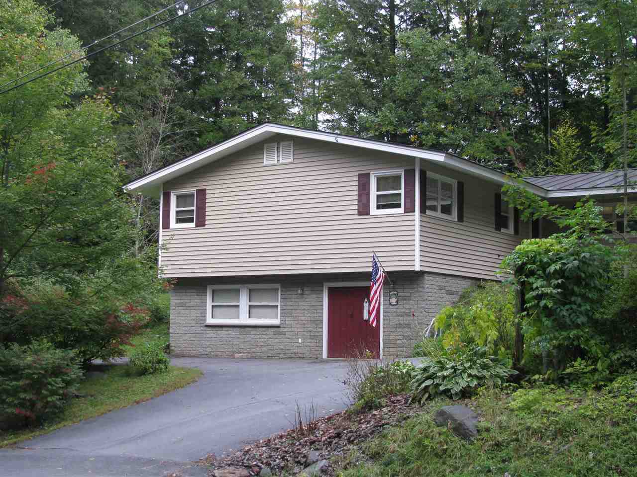 34 Pond Road Rockingham, VT 05101 - Photo 3 of 20