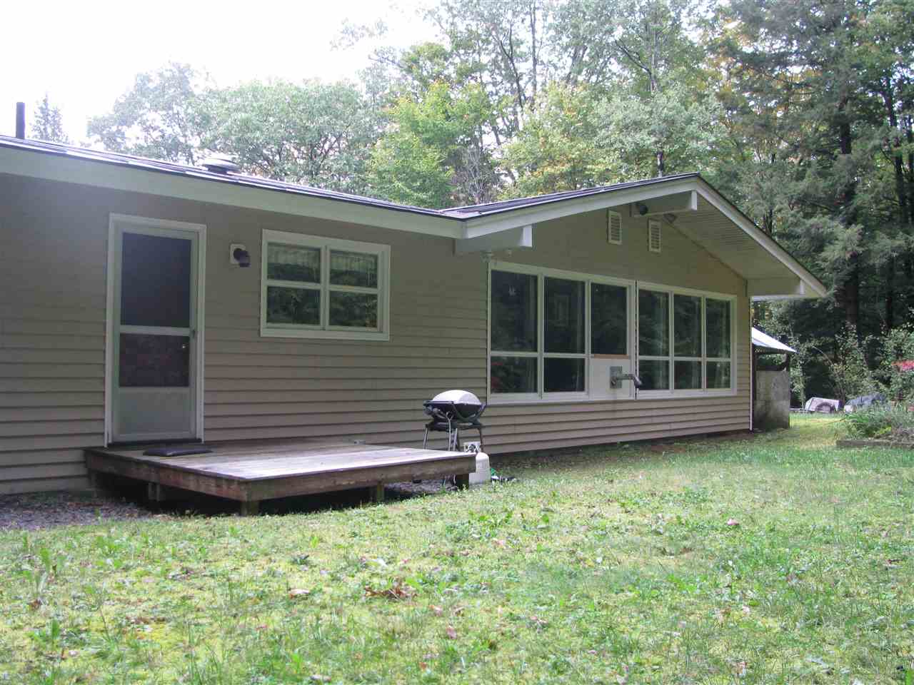 34 Pond Road Rockingham, VT 05101 - Photo 7 of 20