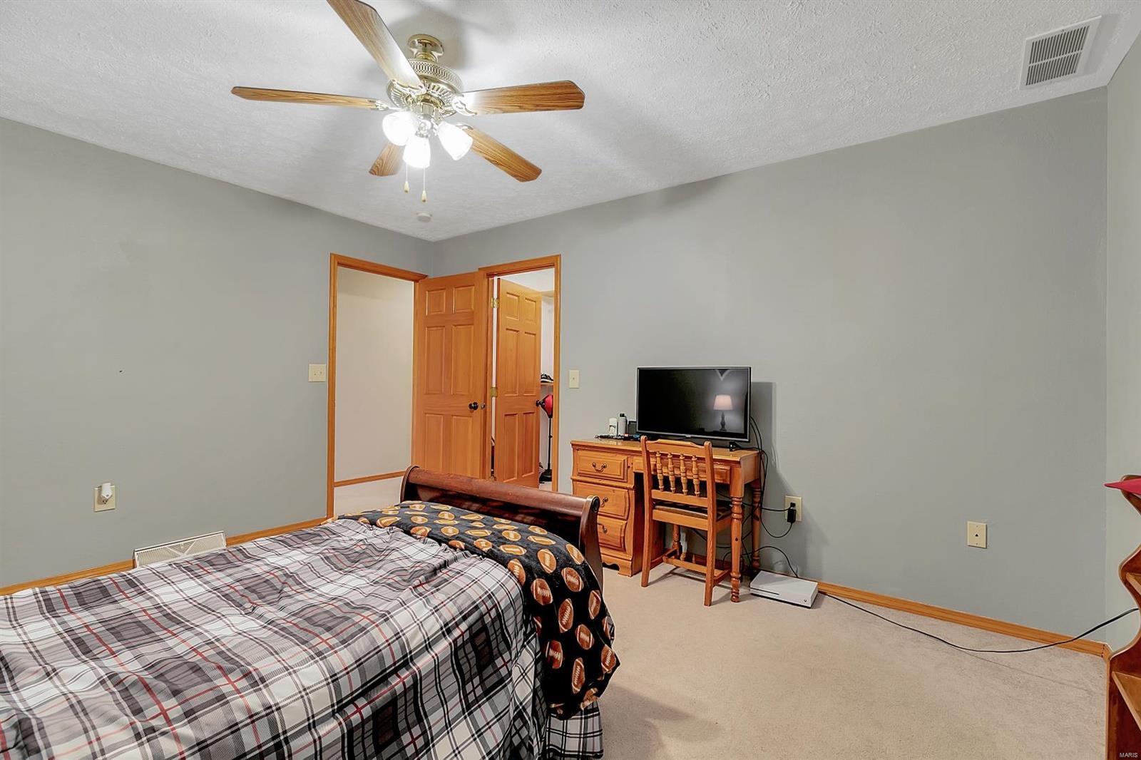 12646 Rose Road Trenton, IL 62293 - Photo 27 of 62