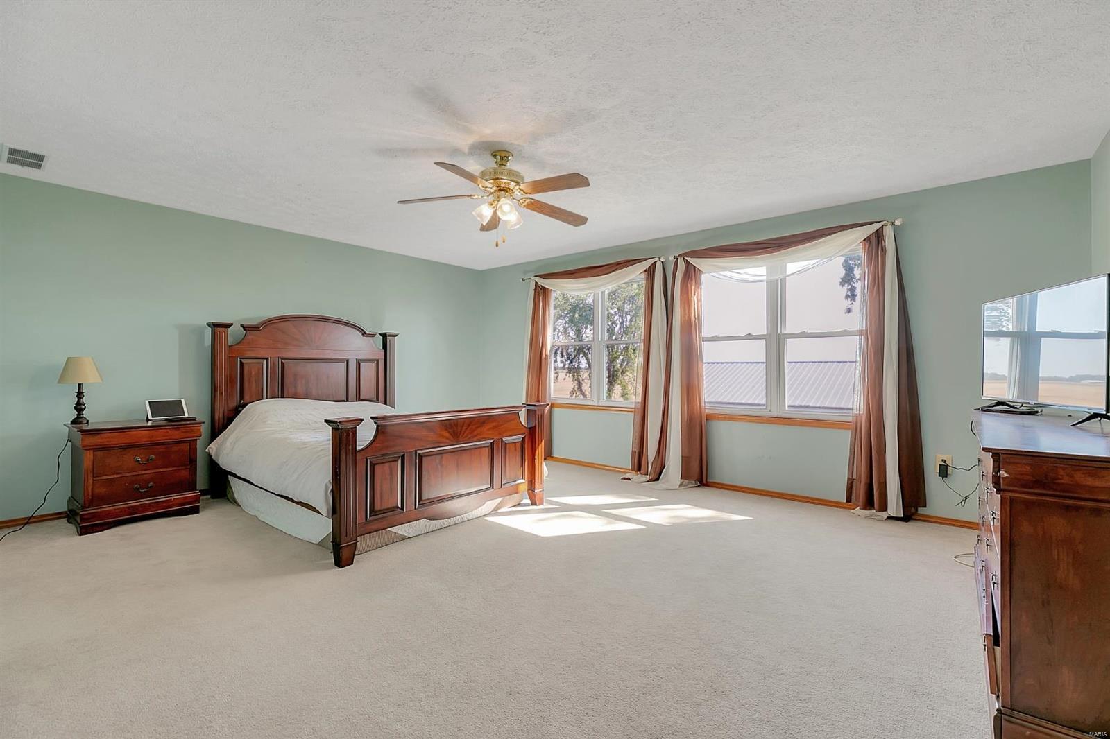 12646 Rose Road Trenton, IL 62293 - Photo 28 of 62