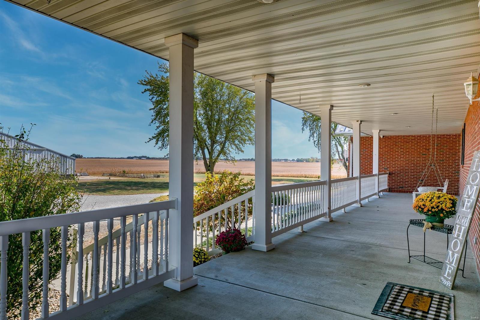 12646 Rose Road Trenton, IL 62293 - Photo 4 of 62
