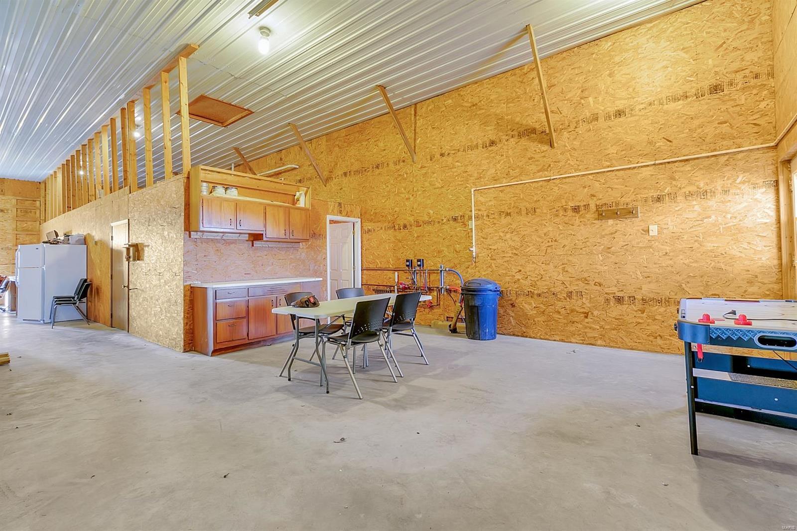 12646 Rose Road Trenton, IL 62293 - Photo 39 of 62