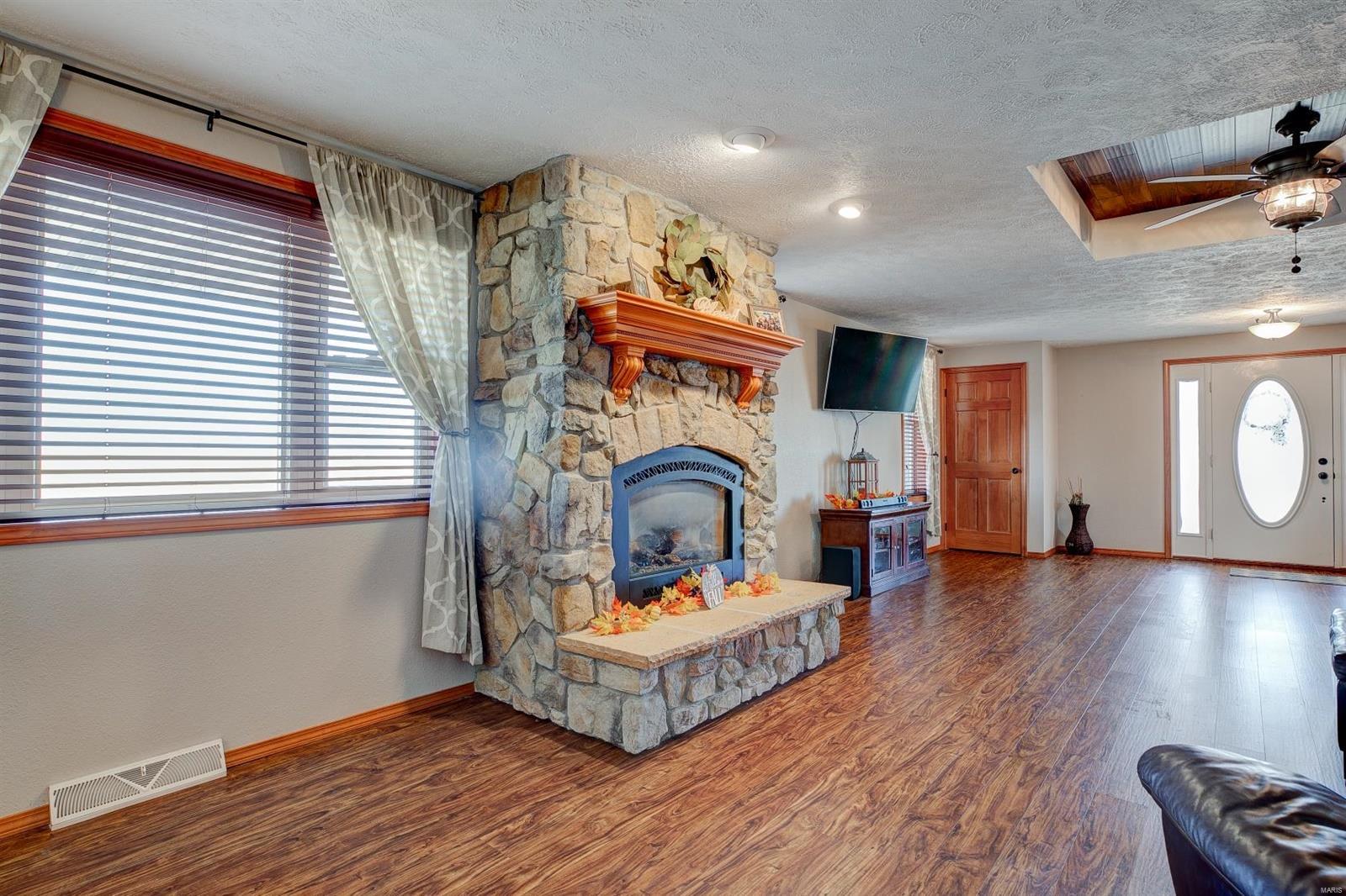 12646 Rose Road Trenton, IL 62293 - Photo 10 of 62