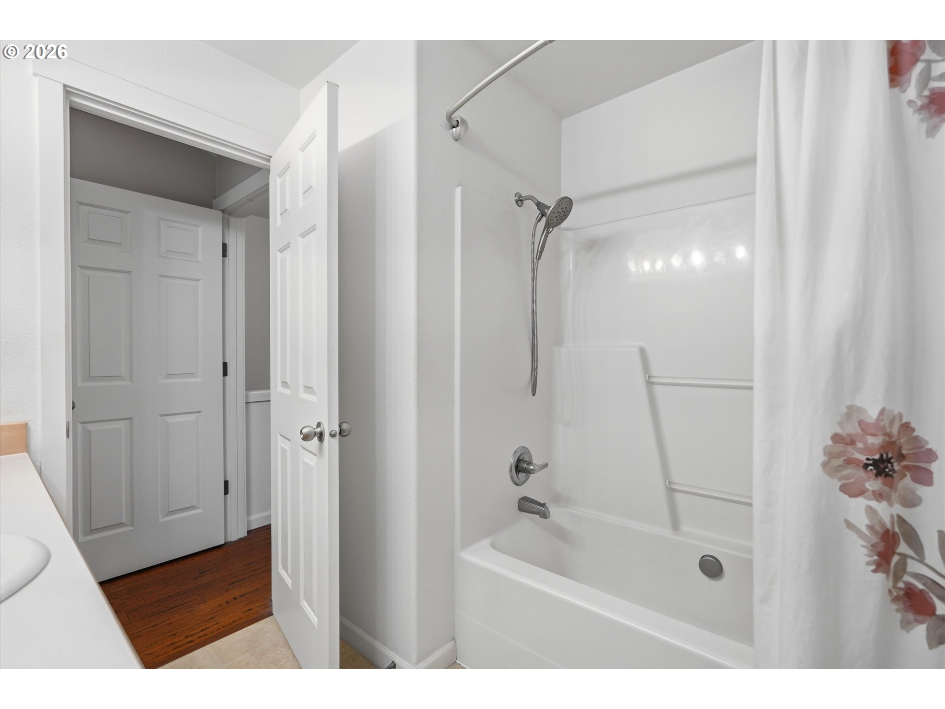 15445 Southwest Sparrow Loop, Unit 104 Beaverton, OR 97007 - Photo 27 of 44