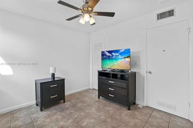 $2,150 | 3545 Northeast 167th Street, Unit 208, North Miami Beach, FL 33160