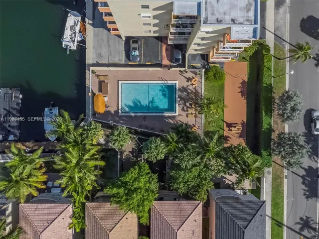 $2,150 | 3545 Northeast 167th Street, Unit 208, North Miami Beach, FL 33160