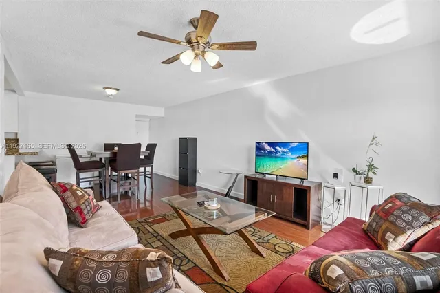 $2,150 | 3545 Northeast 167th Street, Unit 208, North Miami Beach, FL 33160