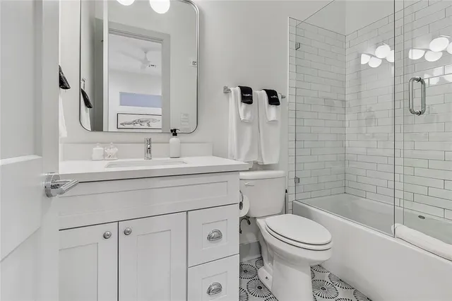 $2,400 | 801 Patterson Road, Unit 104, New Orleans, LA 70114