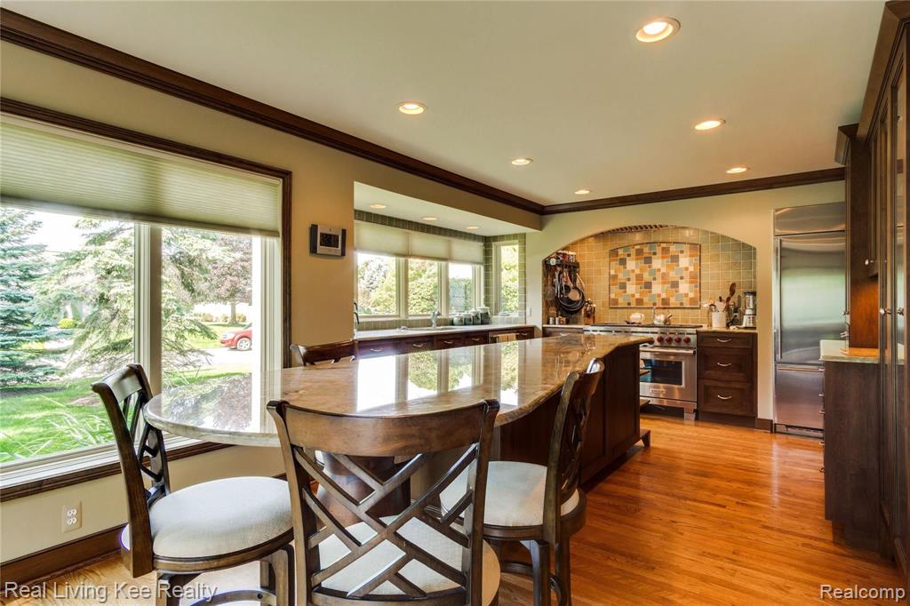 936 Pine Trail Drive Rochester Hills, MI 48307 - Photo 24 of 37