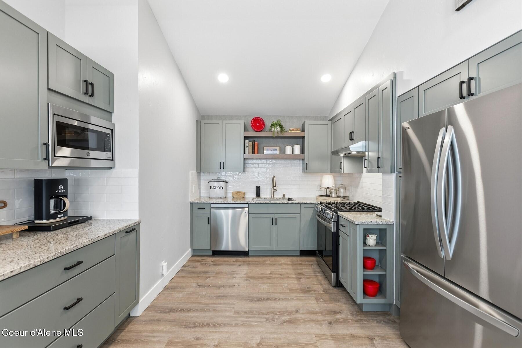 632 Main Street Wardner, ID 83837 - Photo 8 of 48 Chef's Kitchen