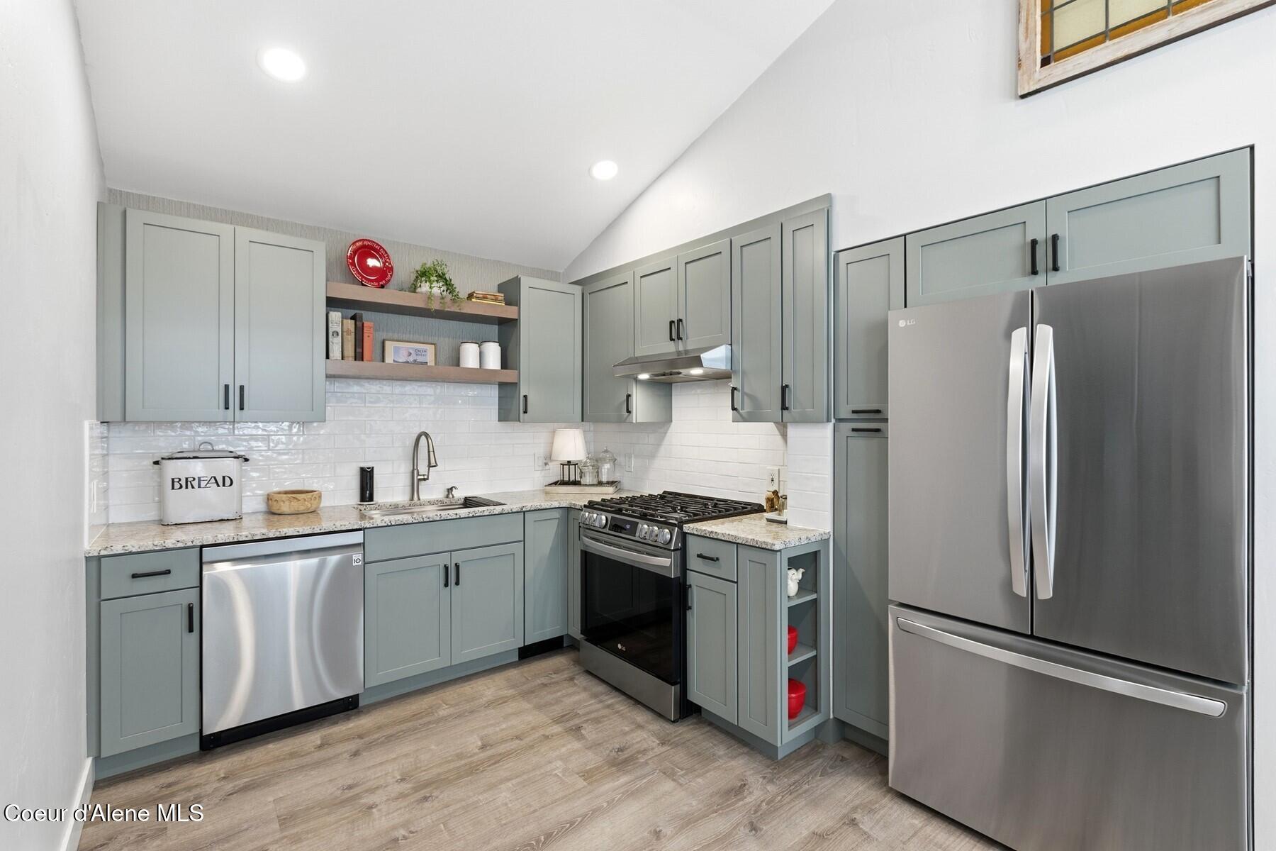 632 Main Street Wardner, ID 83837 - Photo 9 of 48 Chef's Kitchen