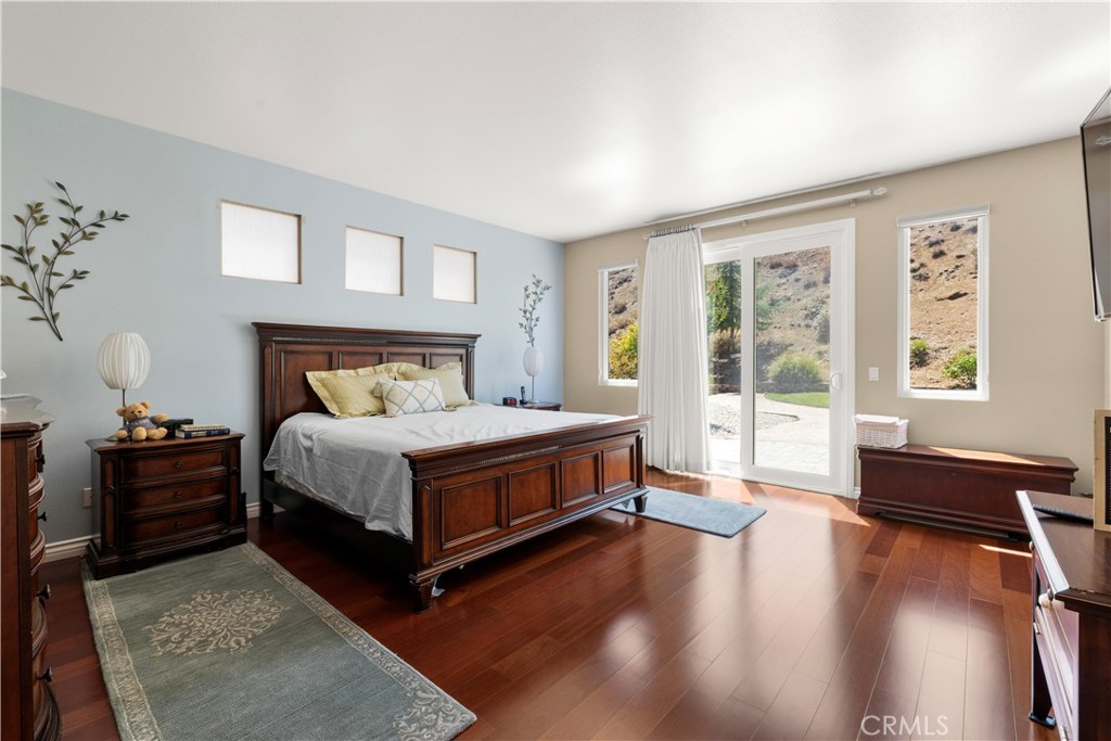 34016 Desert Road Acton, CA 93510 - Photo 29 of 52 Primary suite downstairs