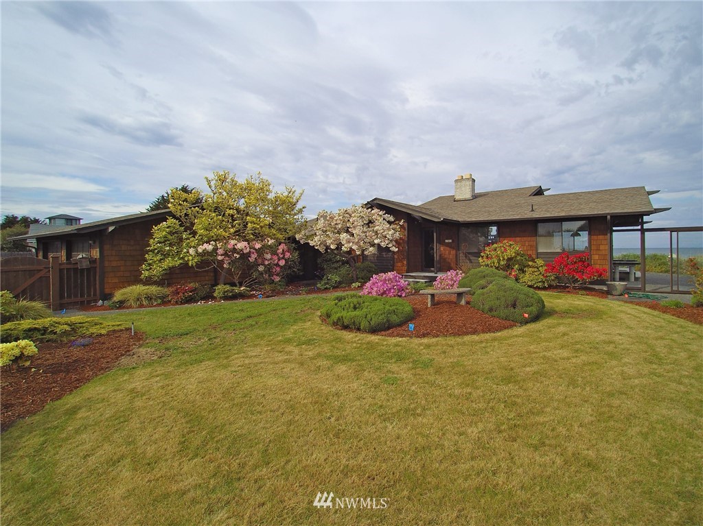 711 3 Crabs Road Sequim, WA 98382 - Photo 1 of 25 Gallery Image 1