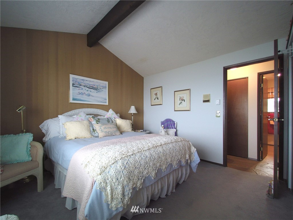 711 3 Crabs Road Sequim, WA 98382 - Photo 13 of 25 Gallery Image 13