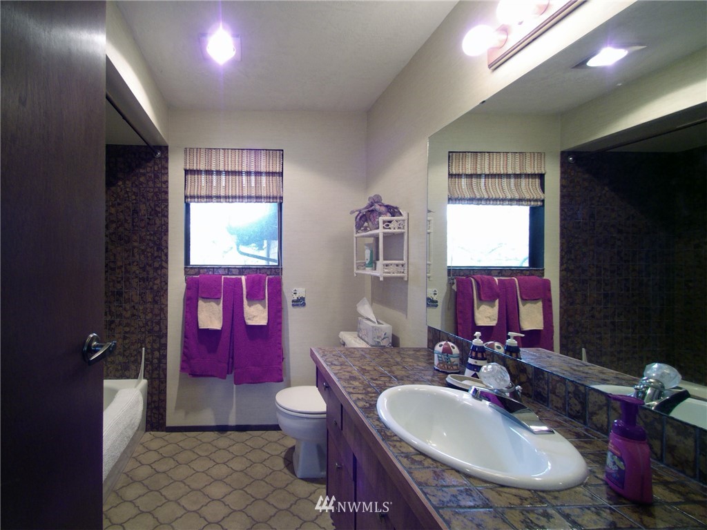 711 3 Crabs Road Sequim, WA 98382 - Photo 14 of 25 Gallery Image 14