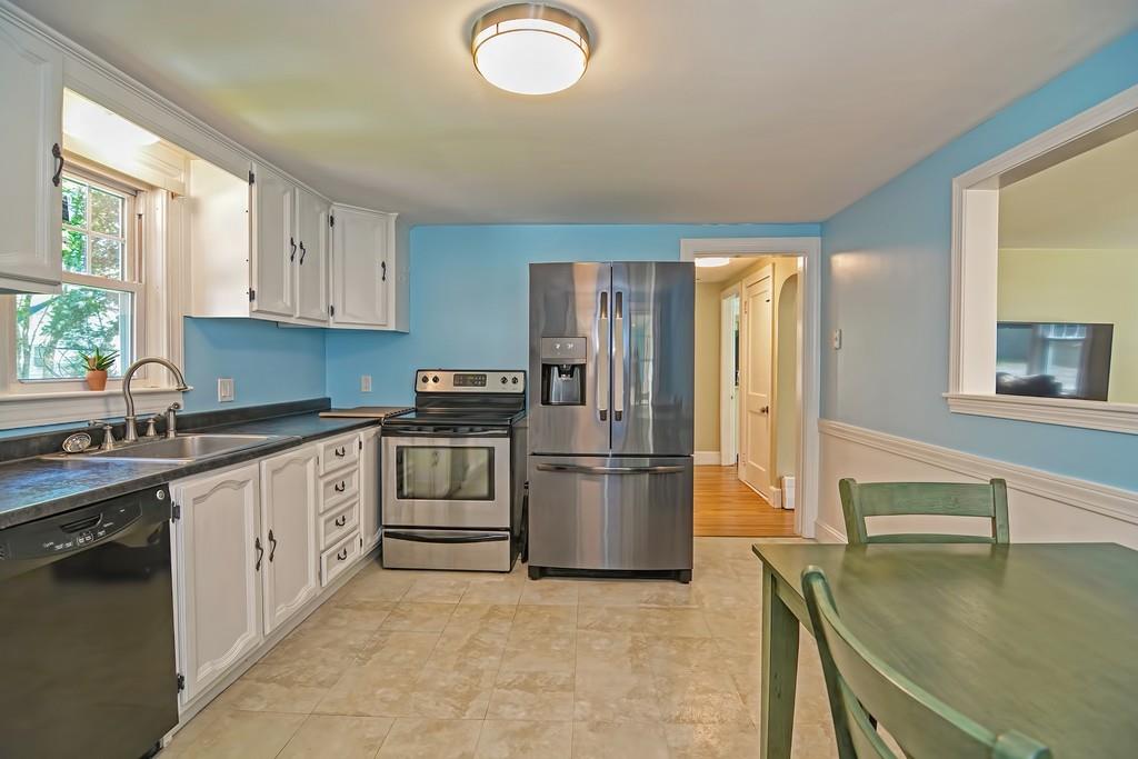 7 Oak Street Raynham, MA 02767 - Photo 12 of 34 Gallery Image 12