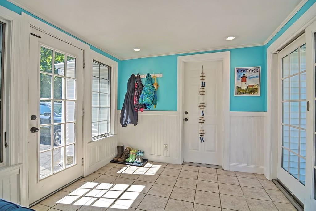 7 Oak Street Raynham, MA 02767 - Photo 16 of 34 Gallery Image 16