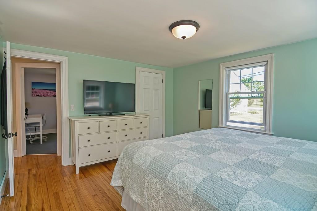 7 Oak Street Raynham, MA 02767 - Photo 20 of 34 Gallery Image 20