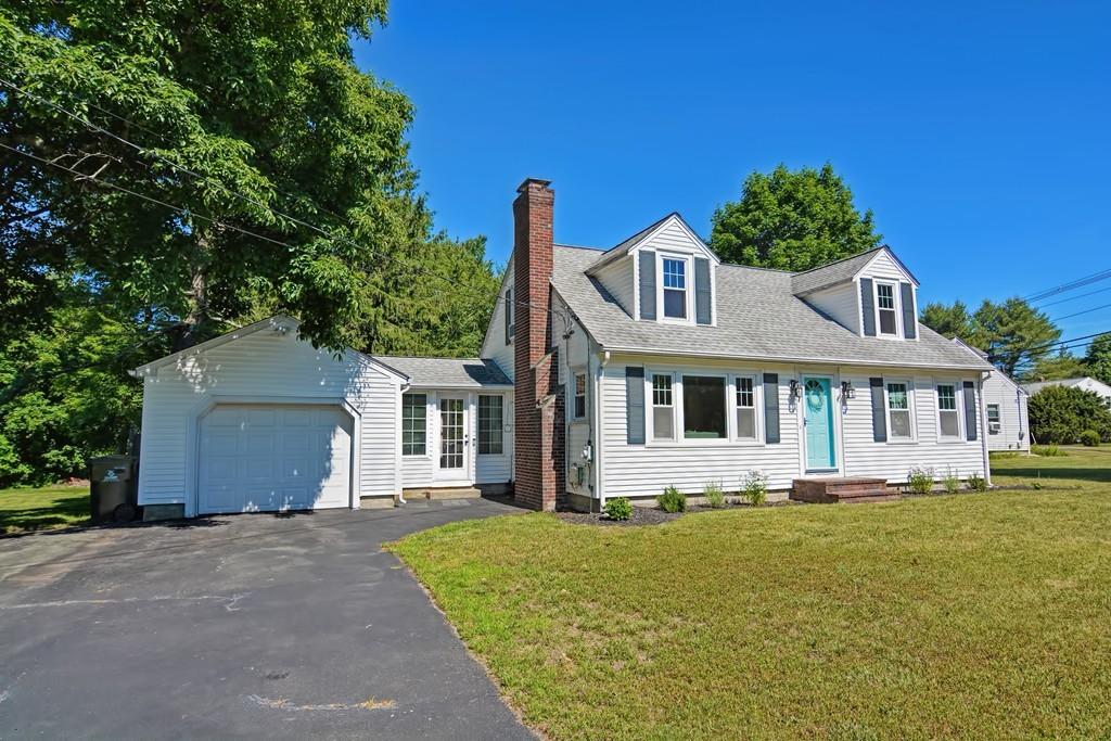 7 Oak Street Raynham, MA 02767 - Photo 2 of 34 Gallery Image 2