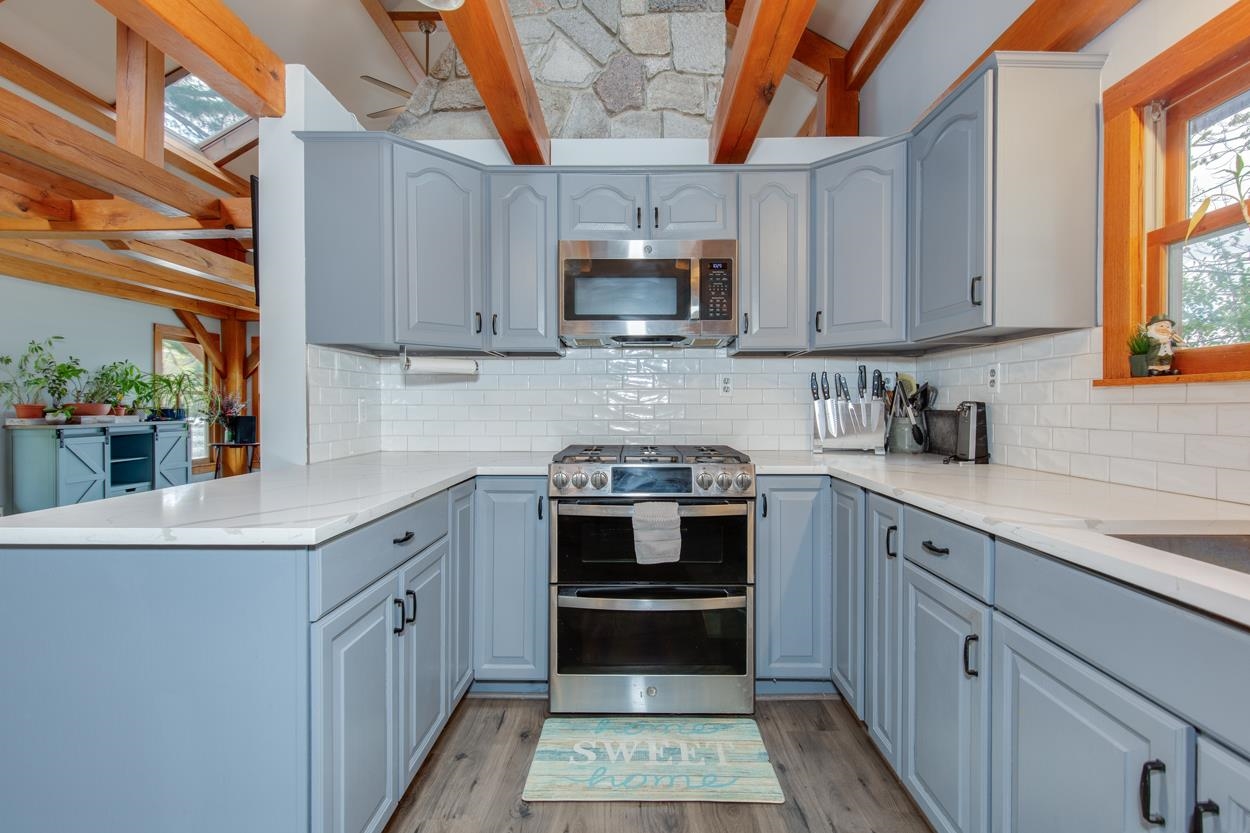 21 Hinds Lane Pelham, NH 03076 - Photo 22 of 46