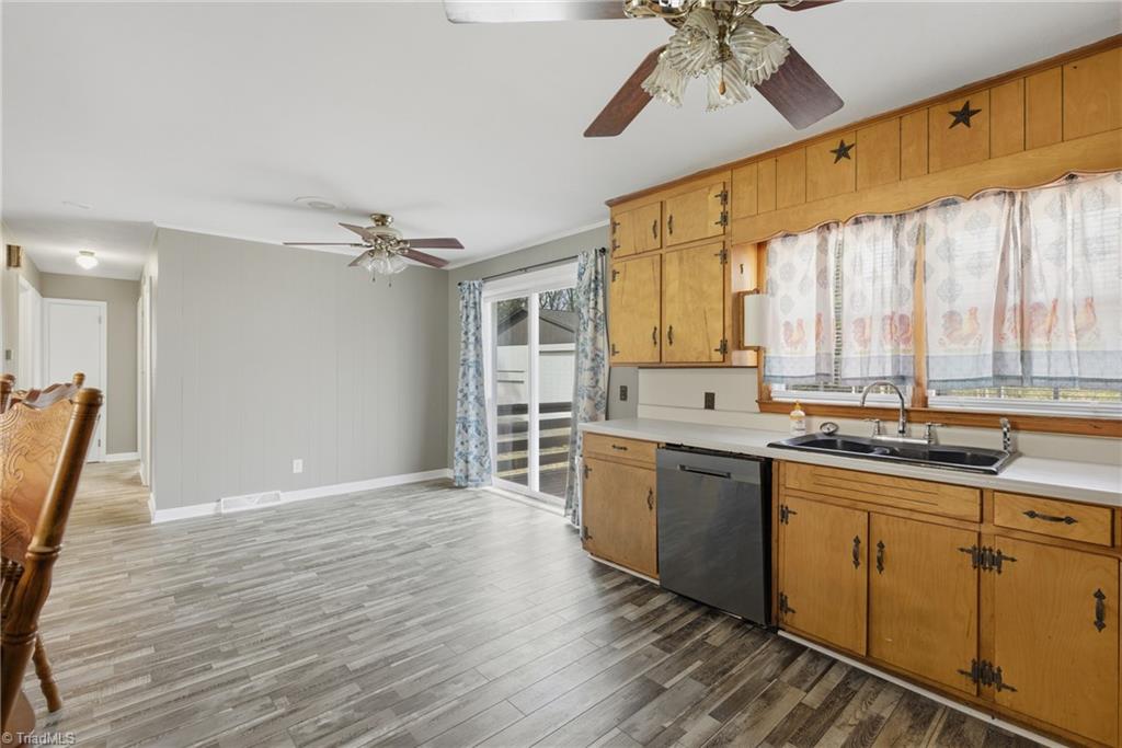 1313 Ridgewood Avenue Reidsville, NC 27320 - Photo 13 of 41 View from flex space