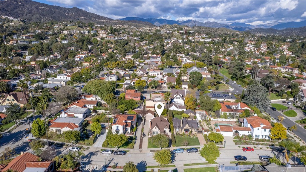 945 Cabrillo Drive Glendale, CA 91207 - Photo 38 of 38 an aerial view of residential houses with outdoor space and street view