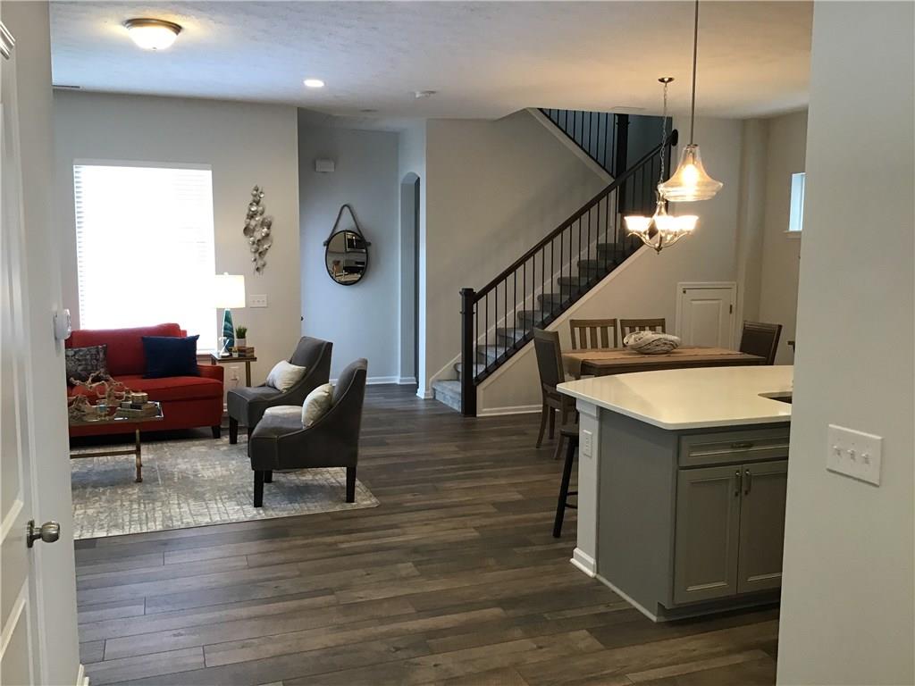 5817 Birtz Road Indianapolis, IN 46216 - Photo 5 of 30 Gallery Image 5