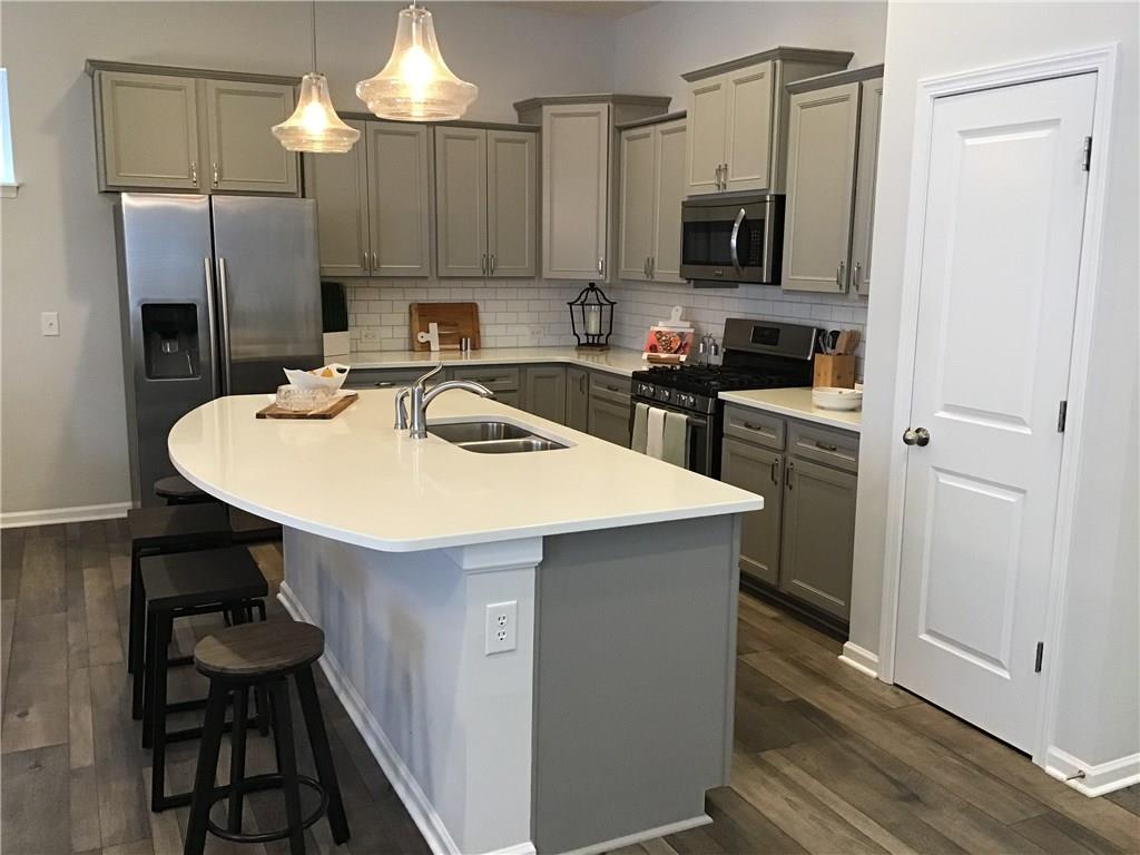 5817 Birtz Road Indianapolis, IN 46216 - Photo 8 of 30 Gallery Image 8