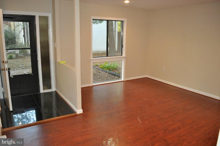 2465 Pyrenees Court Reston, VA 20191 - Photo 18 of 24 Bedroom