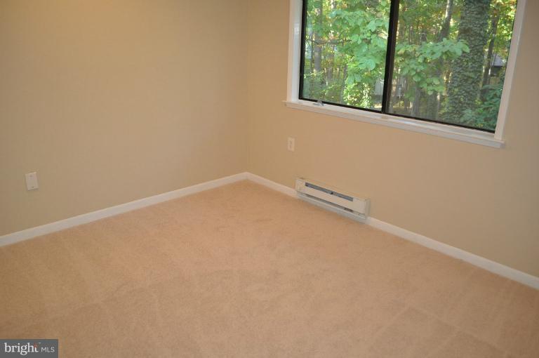 2465 Pyrenees Court Reston, VA 20191 - Photo 3 of 24 Bedroom