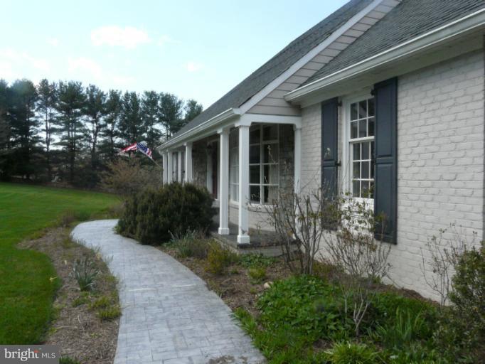16 Manor Brook Road Monkton, MD 21111 - Photo 22 of 30 a front view of a house with garden