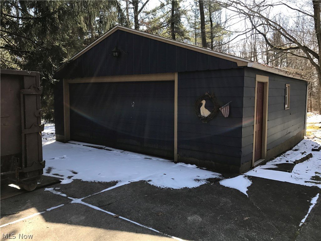 4554 Ranchwood Road Akron, OH 44333 - Photo 4 of 5