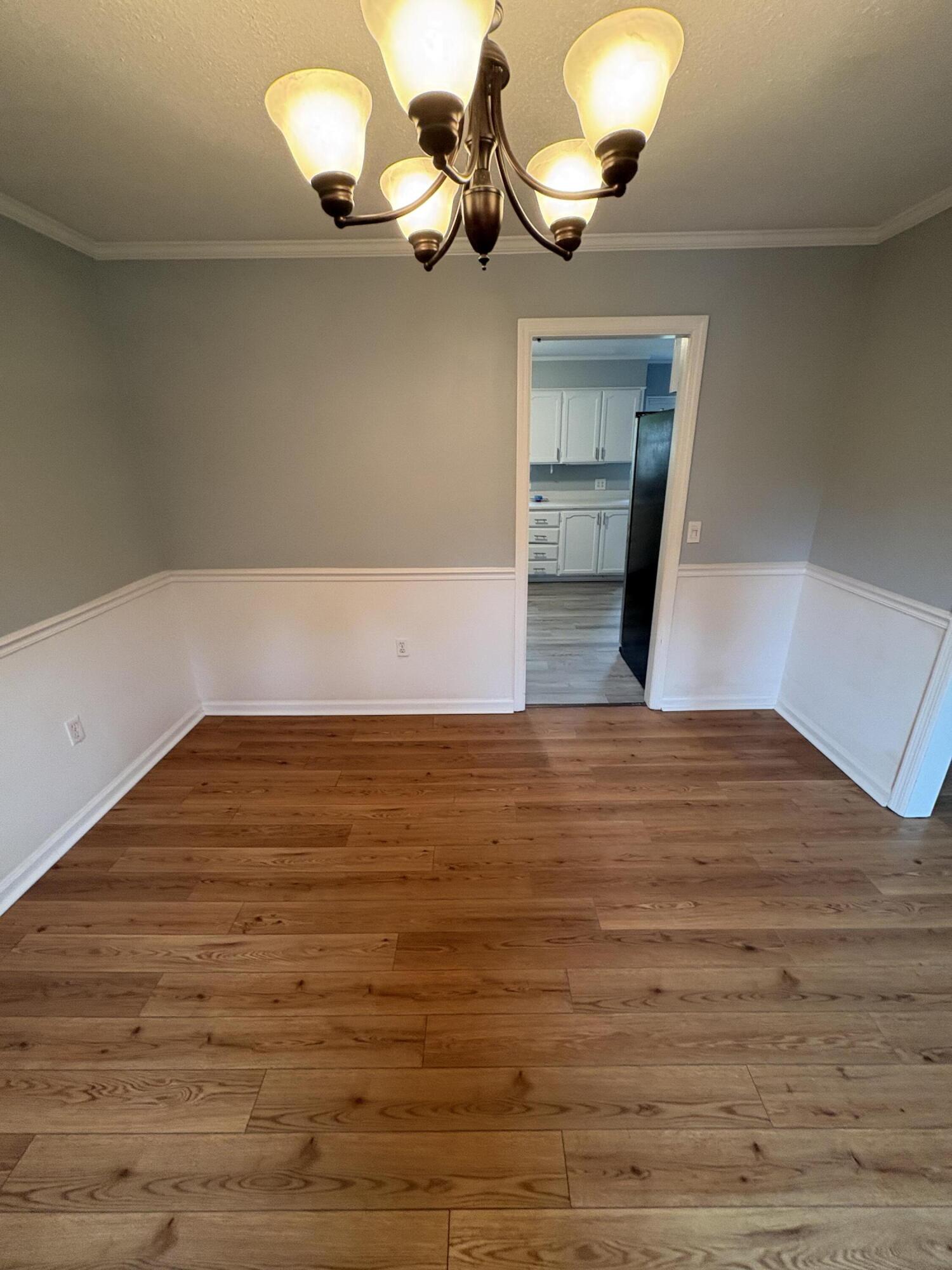 605 Lynnwood Road Walterboro, SC 29488 - Photo 11 of 29 Formal Dining Room 2 - 605 Lynnwood Road