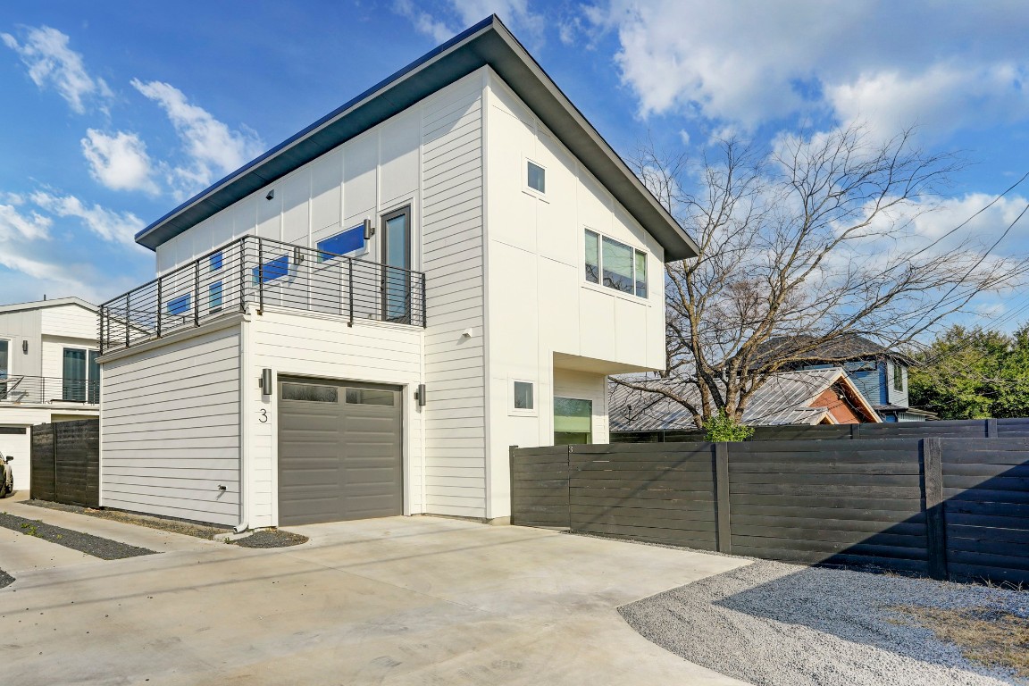 6300 Santos Street, Unit 3 Austin, TX 78741 - Photo 1 of 1