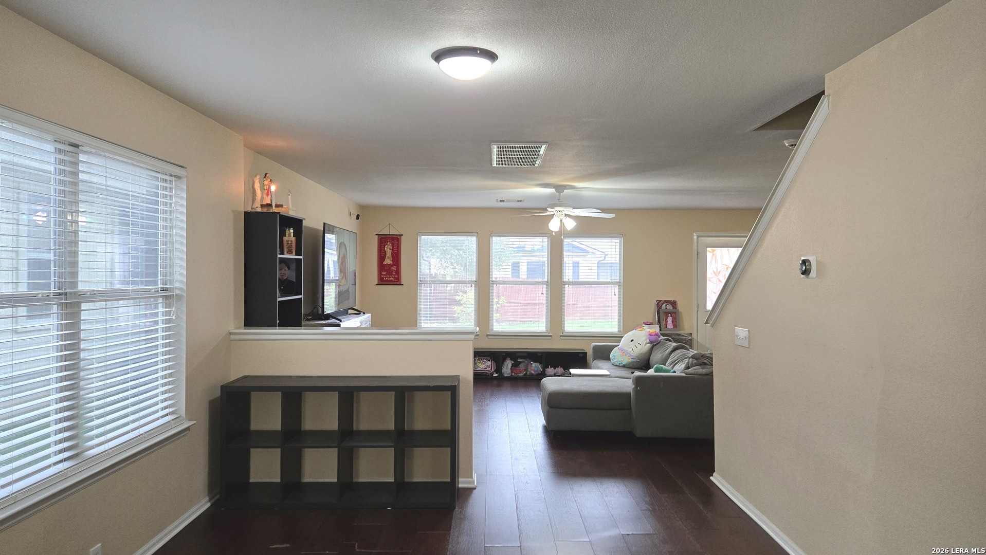 9530 Ascending Converse, TX 78109 - Photo 3 of 15 a living room with furniture and a large window