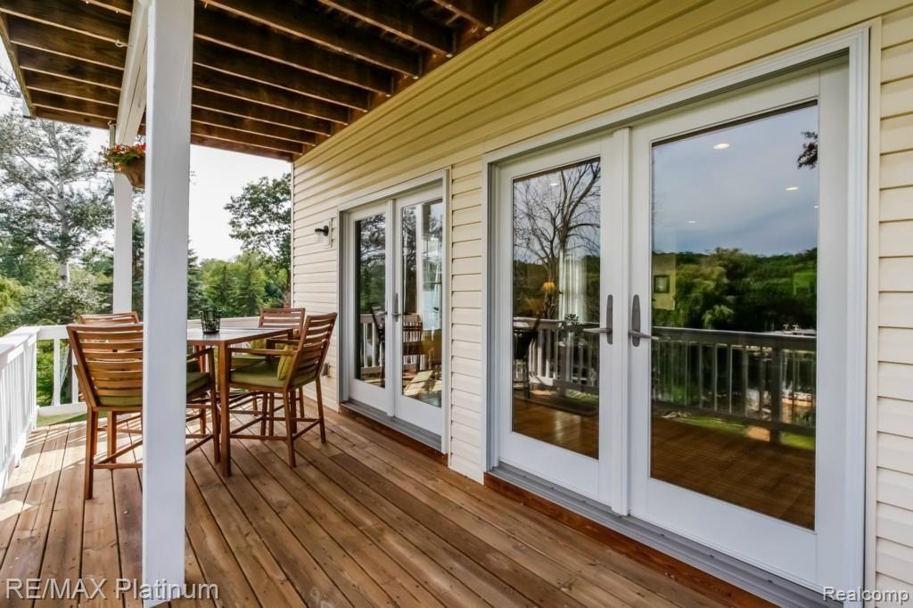 9033 Riverside Drive Brighton, MI 48116 - Photo 14 of 90 068-Exterior-1933136-medium.jpg