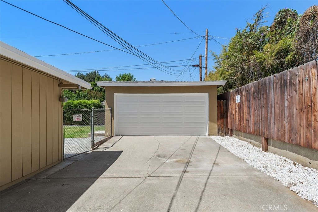 3439 Mono Drive Riverside, CA 92506 - Photo 41 of 45
