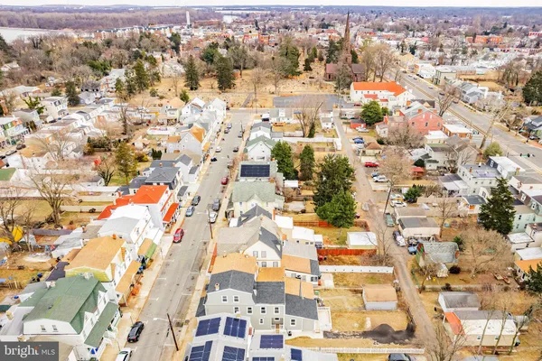 $339,000 | 244 Conover Street, Burlington, NJ 08016