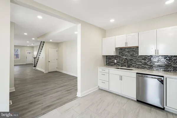 $339,000 | 244 Conover Street, Burlington, NJ 08016