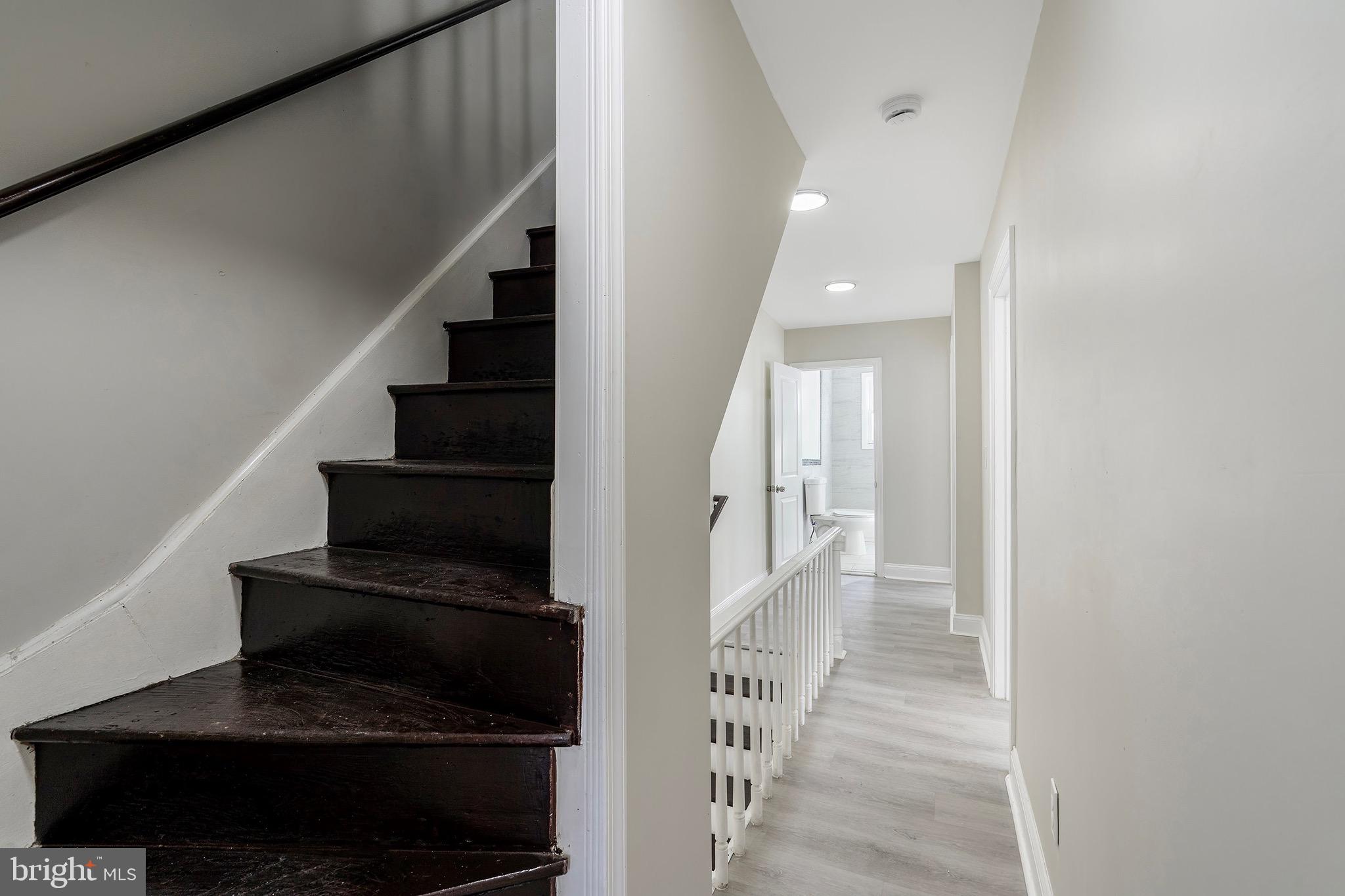 244 Conover Street Burlington, NJ 08016 - Photo 7 of 37