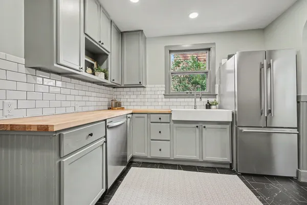 $399,800 | 40 Benjamin Avenue Southeast, Grand Rapids, MI 49506