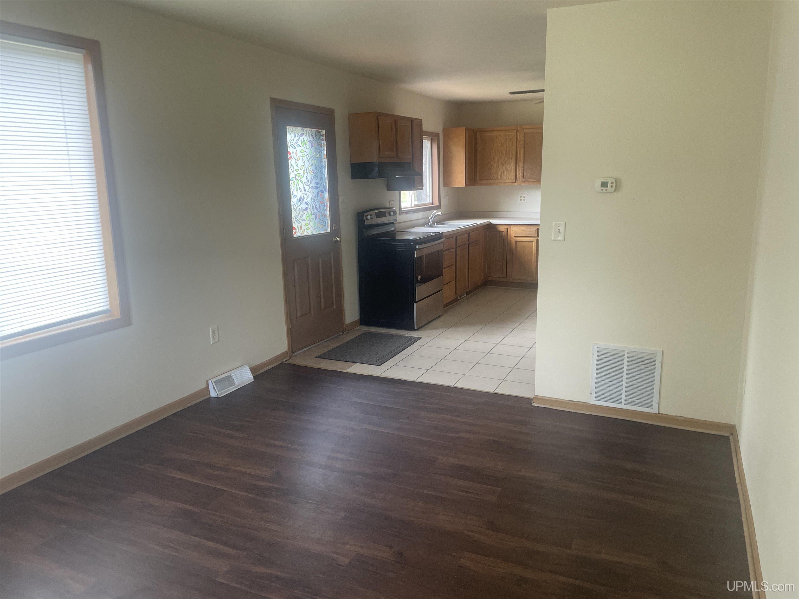 W8180 Geertz Road Pembine, WI 54156 - Photo 5 of 15 Gallery Image 5