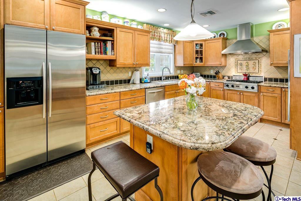 837 Stephen Road Burbank, CA 91504 - Photo 9 of 26 Additional Photo