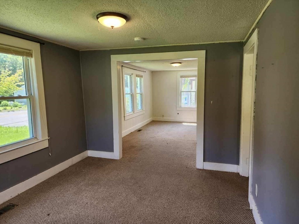 9 West Farms Road Northampton, MA 01062 - Photo 17 of 31 an empty room that has a window
