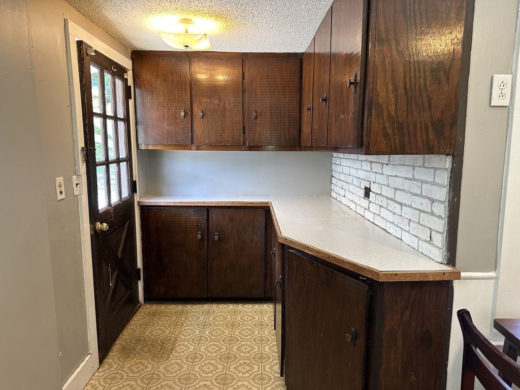 9 West Farms Road Northampton, MA 01062 - Photo 6 of 31 a bathroom with a sink and a mirror