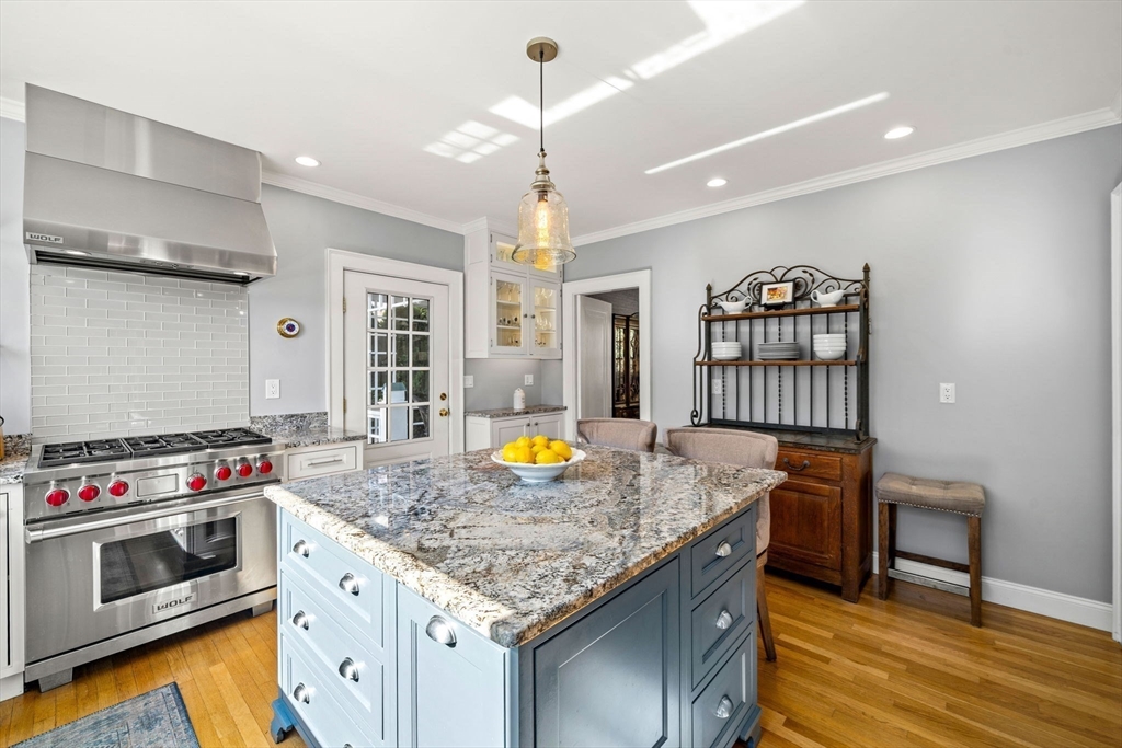 57 Garden Road Lowell, MA 01852 - Photo 9 of 35