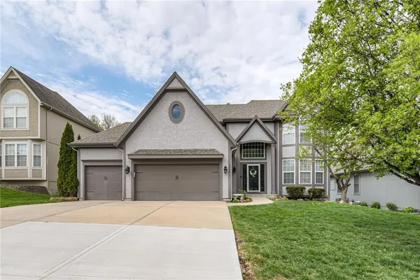 $575,000 | 7330 Charles Street, Shawnee, KS 66216