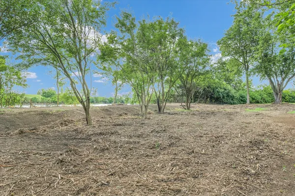 $484,900 | 50 Moss Lake Drive, Farmer City, IL 61842